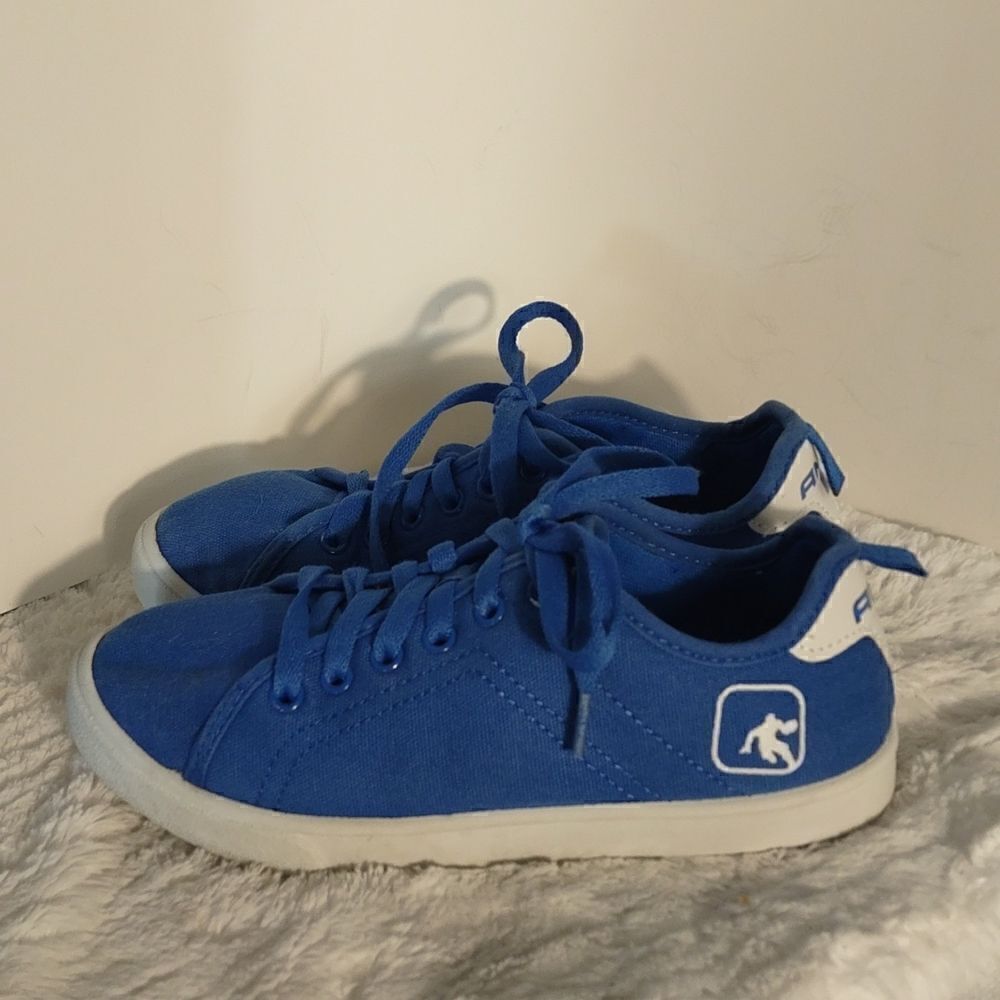And 1 Unisex Athletic Youth Sneakers